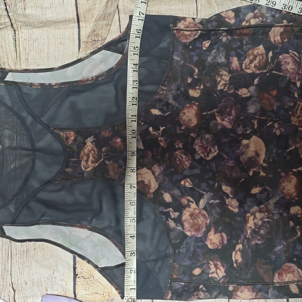 Lululemon Wunder Under Crop II Scallop Pant/Top Set Frosted Rose Multi /Melanite - Picture 15 of 15